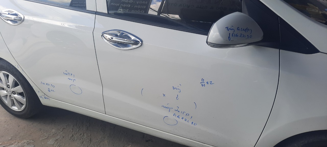 Tân trang dàn áo xe